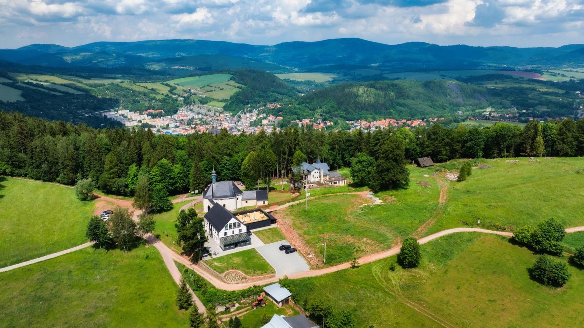 Anaberg Bed and Breakfast Nowa Ruda Buitenkant foto